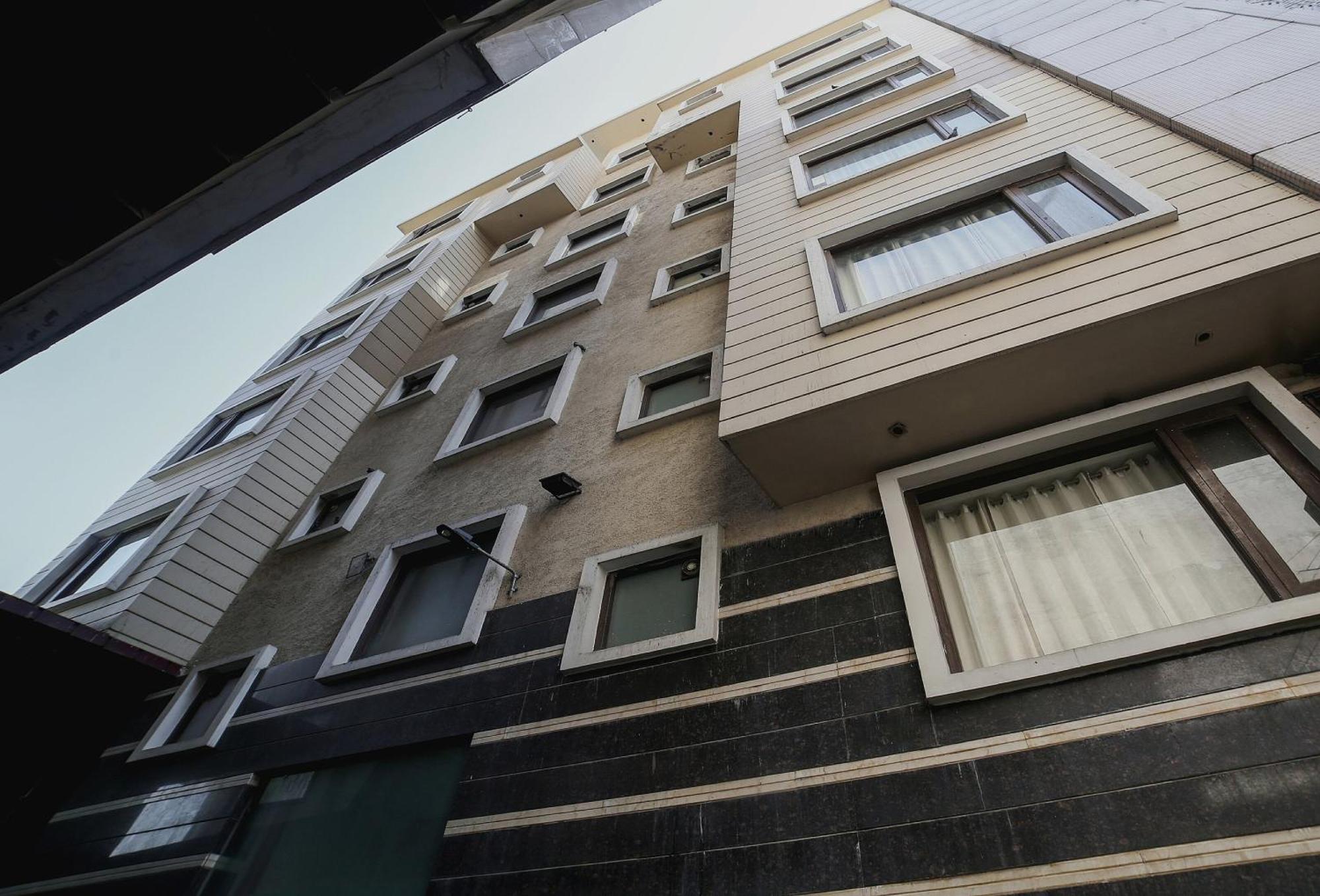 Townhouse Hollywood Heights Hotel Amritsar Exterior photo